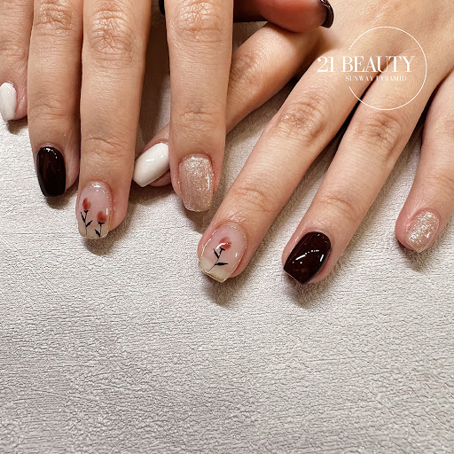 21 Beauty - Nail Salon in Sunway Pyramid KL美甲店 (Manicure KL& Pedicure KL)