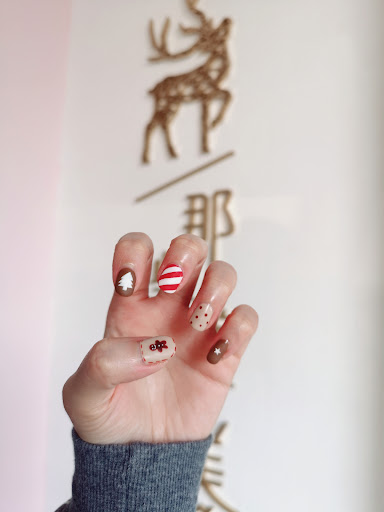 CLOVERS 99 NAILS STUDIO