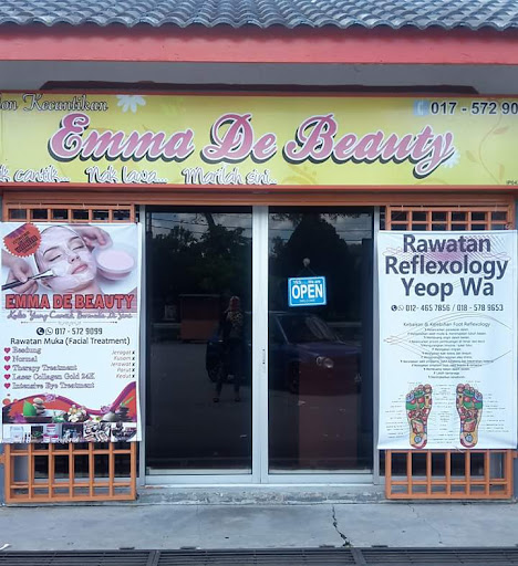 EMMA DE BEAUTY
