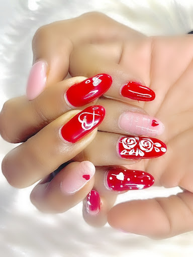 Glow's Pampering Studio