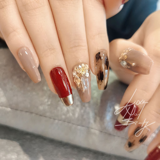 Luxe Nails Beauty