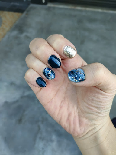 Nail Garden