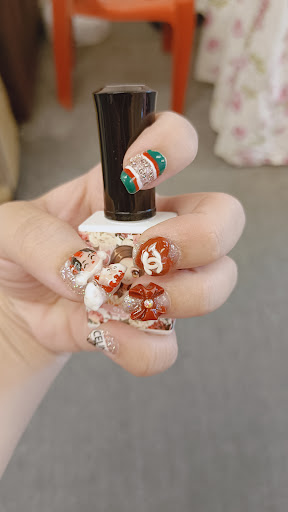 Pinky Nail Art